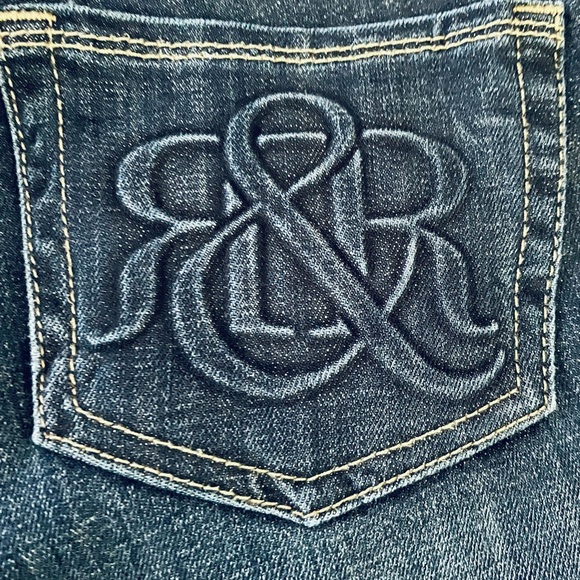 Rock & Republic Dark Wash Denim “Berlin”Jeans, size 2 - Picture 6 of 8